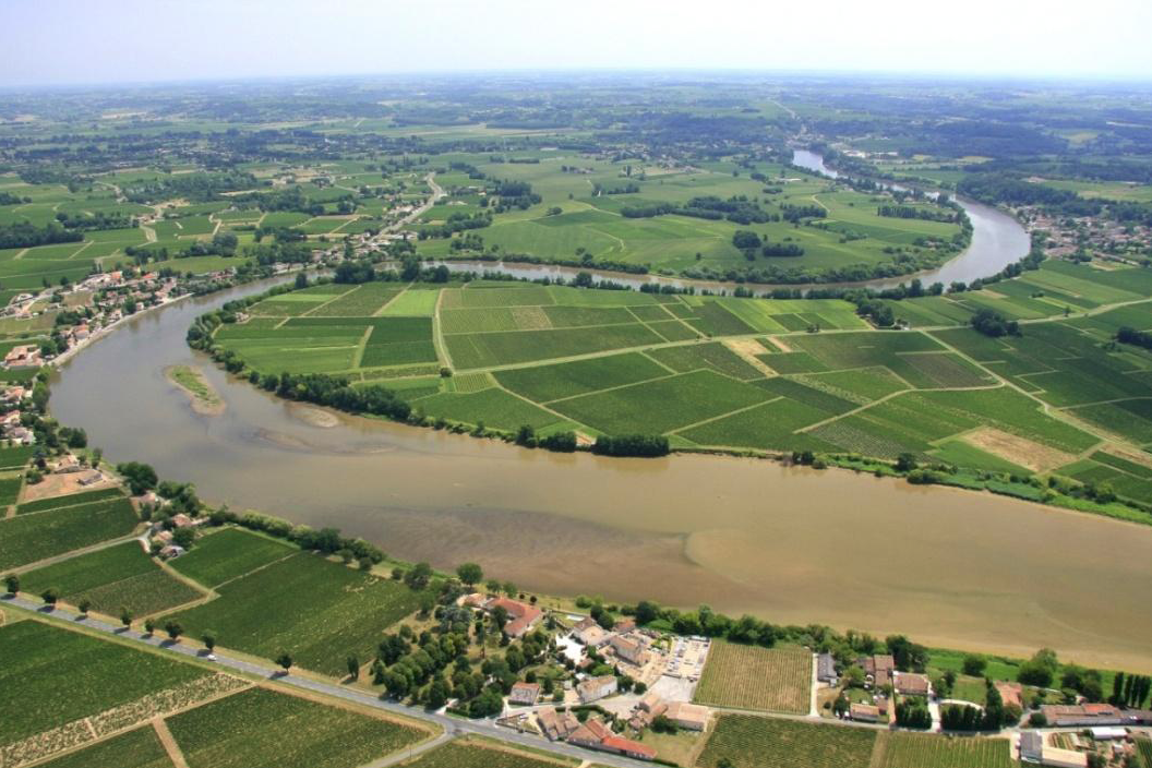 La Dordogne à Vignonet