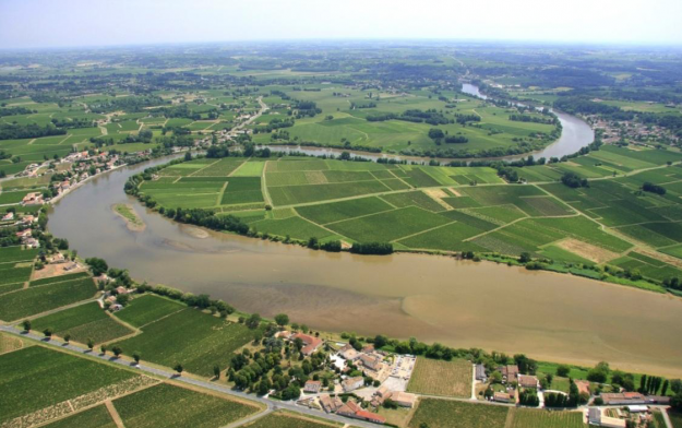 La Dordogne à Vignonet